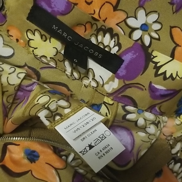 Marc Jacobs 100% Silk Floral Skirt - Picture 8 of 9